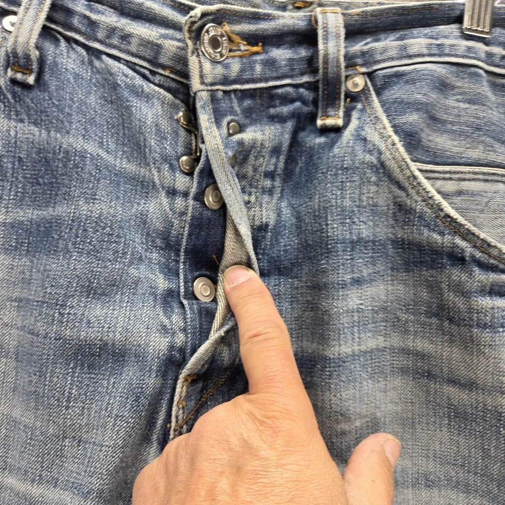 VTG Levis Engineered Jeans Mens Blue Buckle Back Twisted Button Fly Fits 33x30